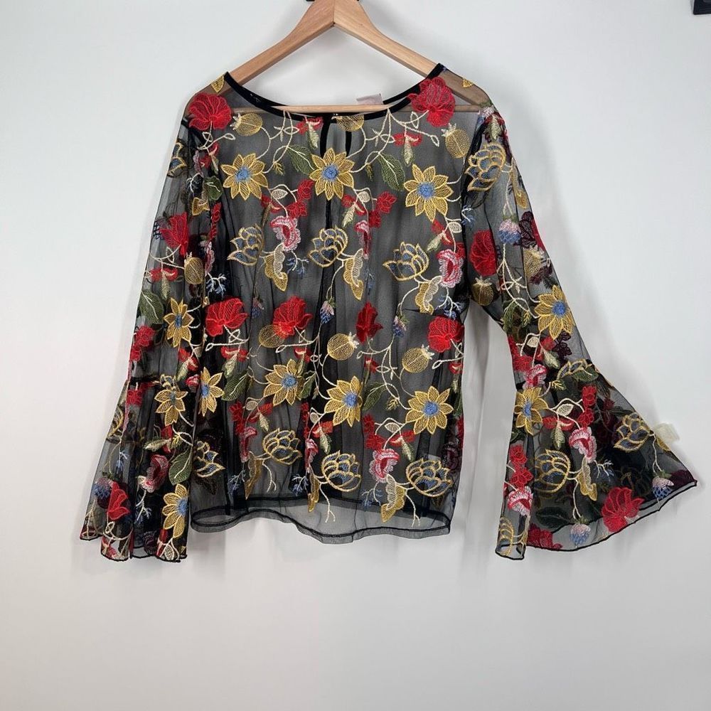 Impulsive Sheer Embroidered Floral Top - Picture 4 of 11